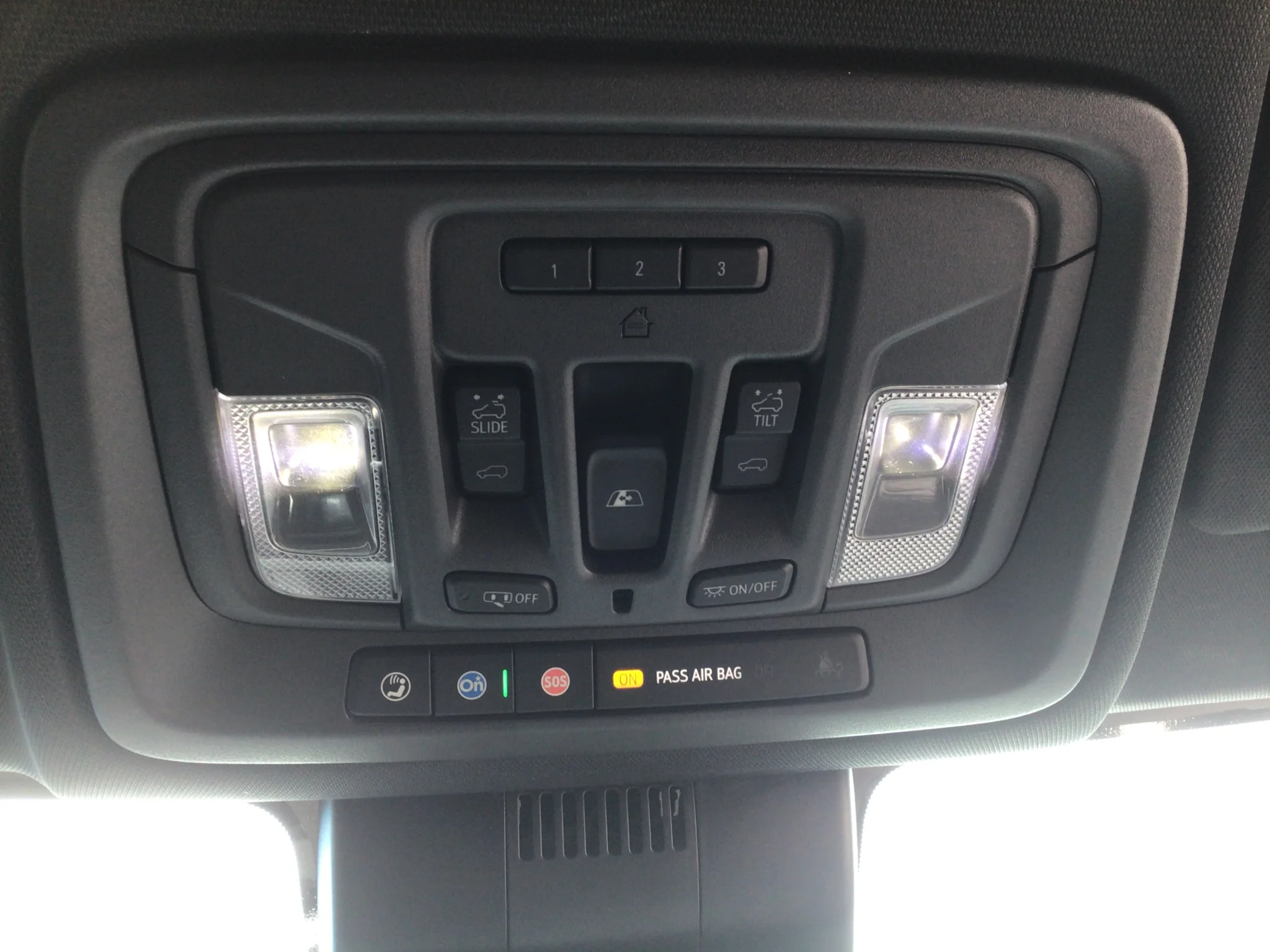 Used 2023 NORTHSKY BLUE METALLIC Chevrolet High Country image 18