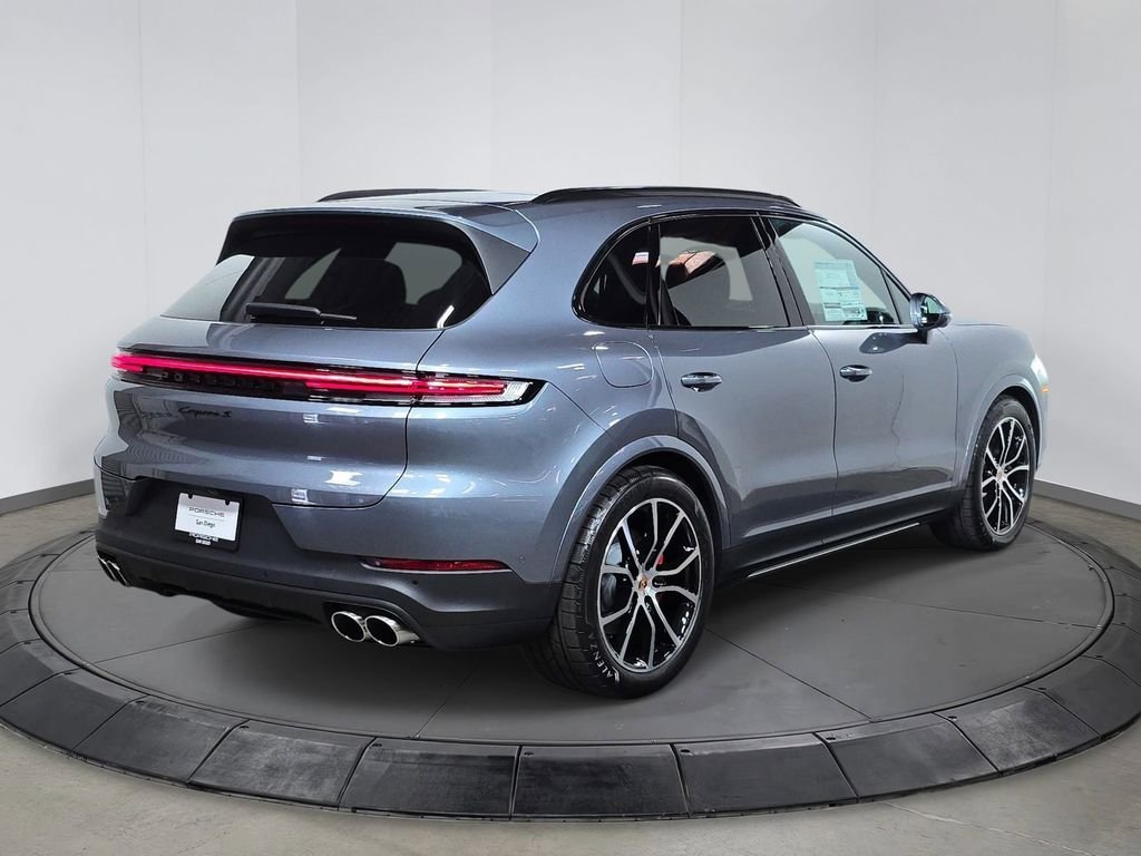 New 2026 Vanadium Grey Metallic Porsche S image 7