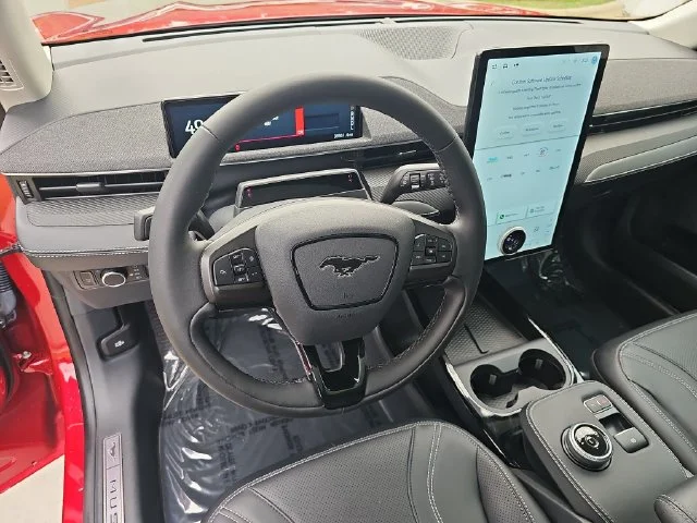 Used 2023 Red Ford Premium image 16