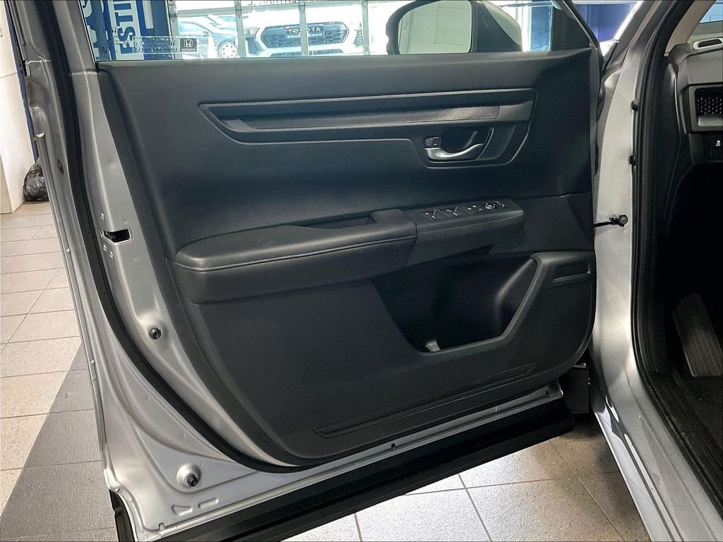 Used 2025 Silver Honda EX image 8