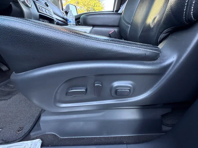 Used 2020 Gun Metallic Nissan SL image 8