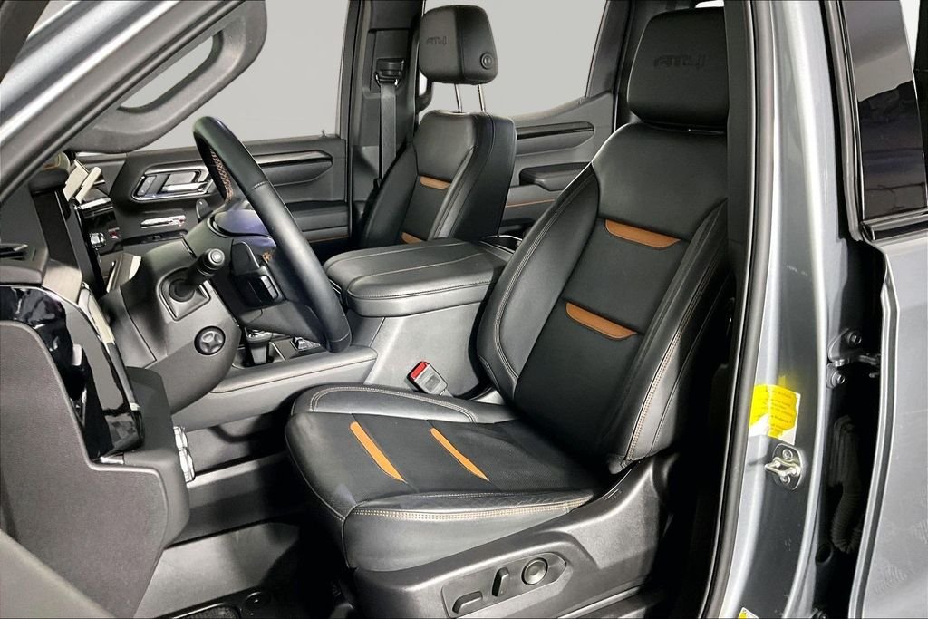 Used 2025 Silver GMC AT4 image 21