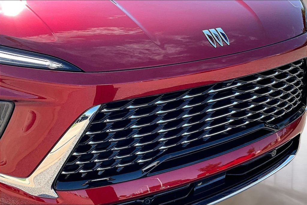 Used 2025 Red Buick Avenir image 31