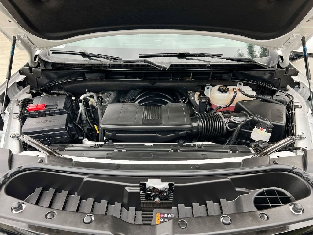 2025 Cadillac Escalade Premium Luxury - Photo 10