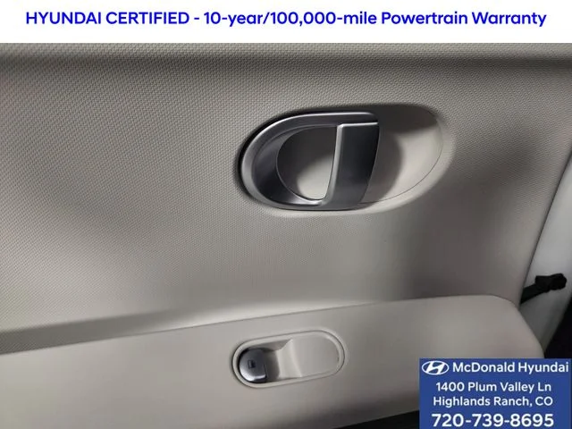 Used 2024 White Hyundai SEL image 15