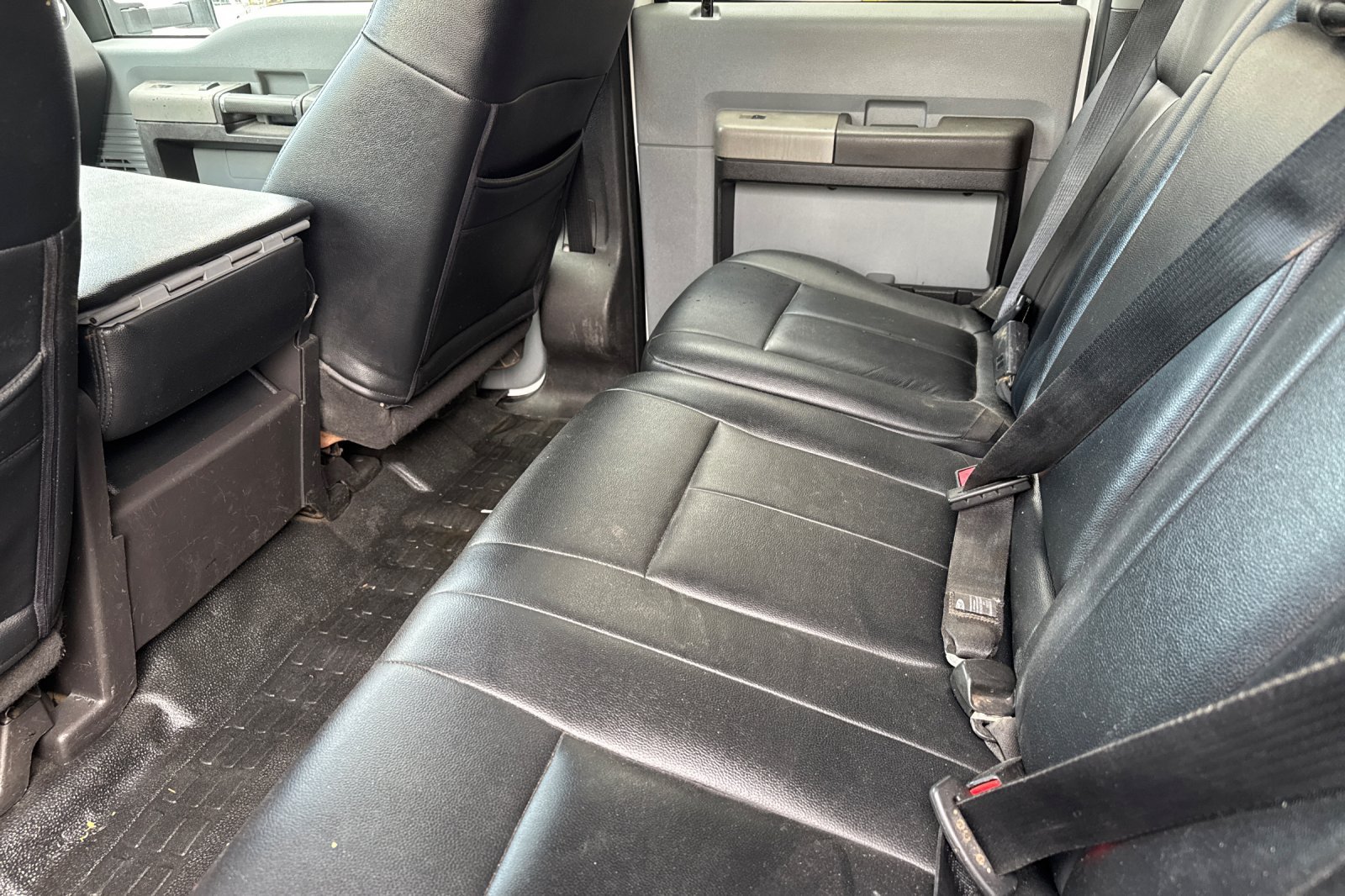 Used 2016 Oxford White Ford XLT image 11