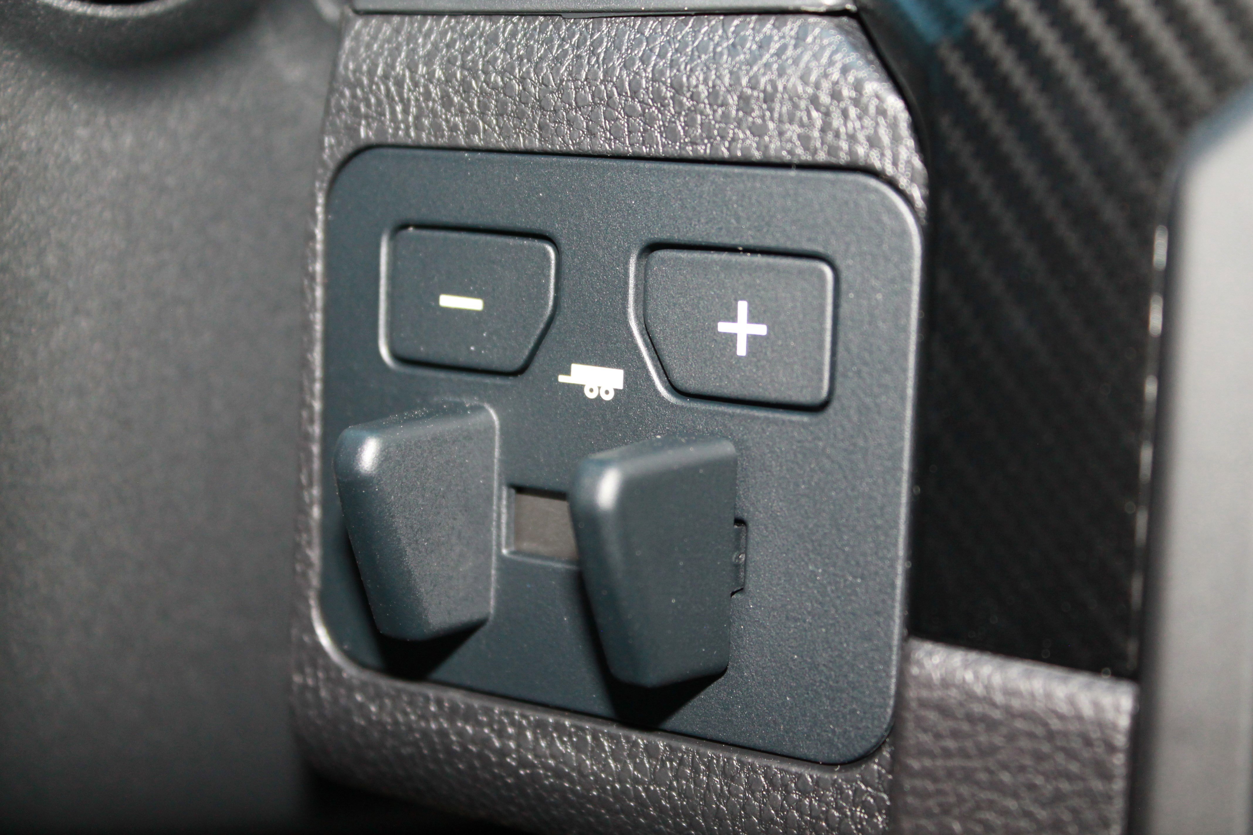 2025 Toyota Tacoma TRD Pro - Photo 37