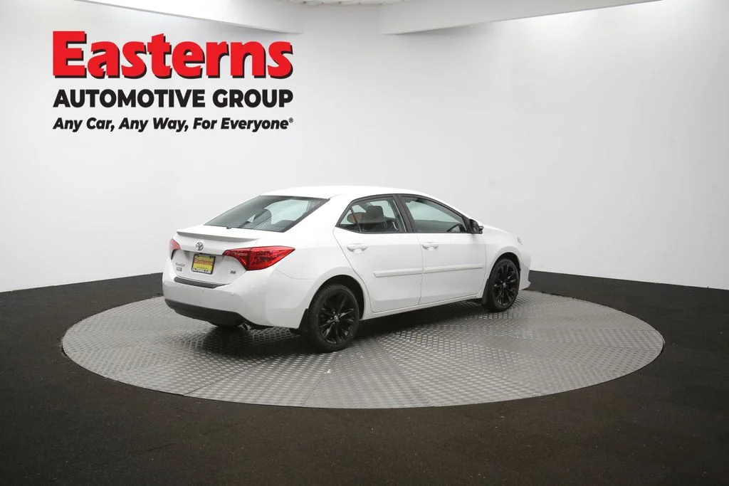 Used 2018 White Toyota SE image 38