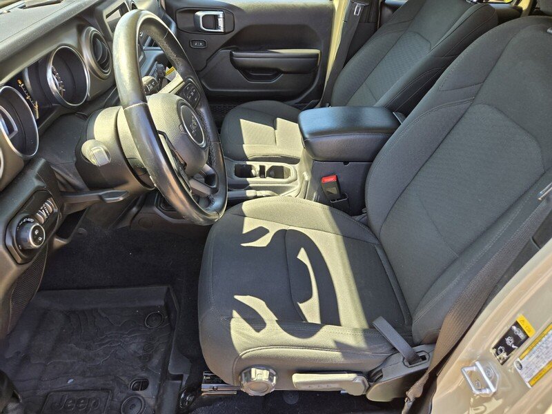 Used 2020 Gobi Clearcoat JEEP SPORT S 4X4 image 10