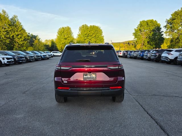 Used 2023 Red Jeep Limited image 7