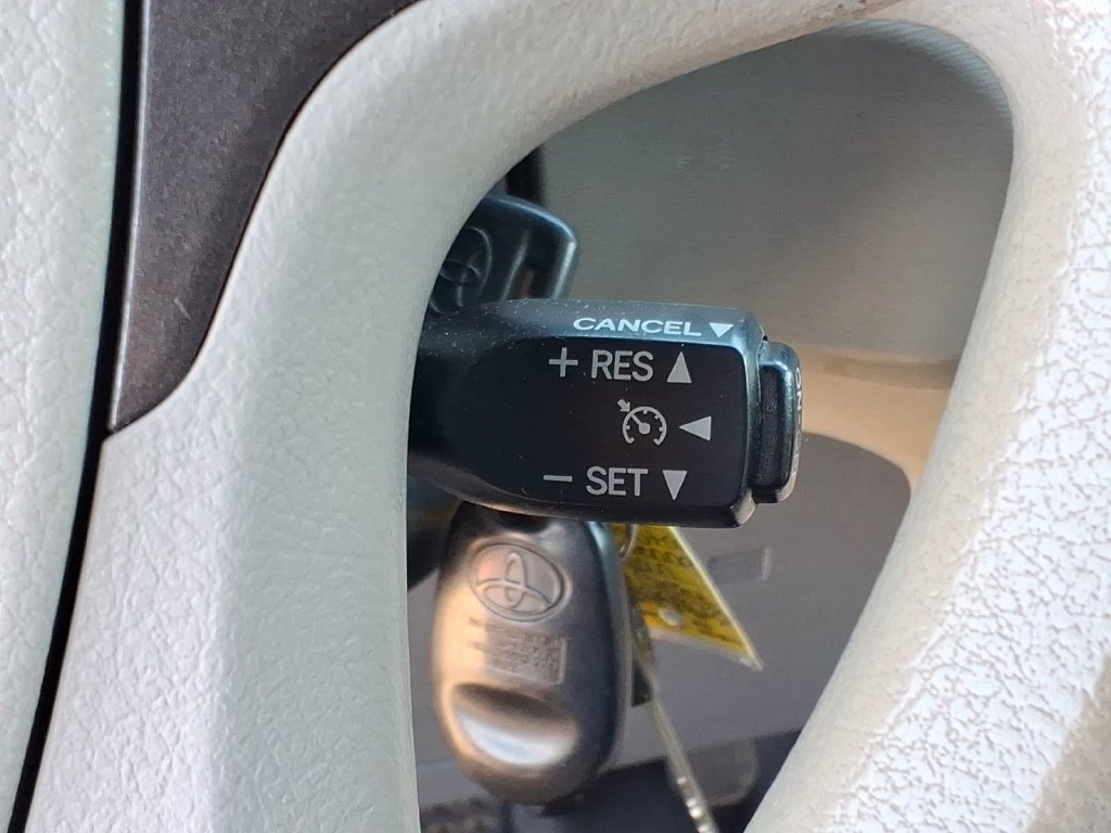 Used 2012 Predawn Gray Mica Toyota Base image 12