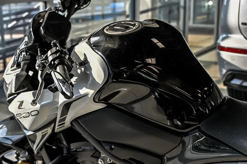 Used 2022  Kawasaki  image 15