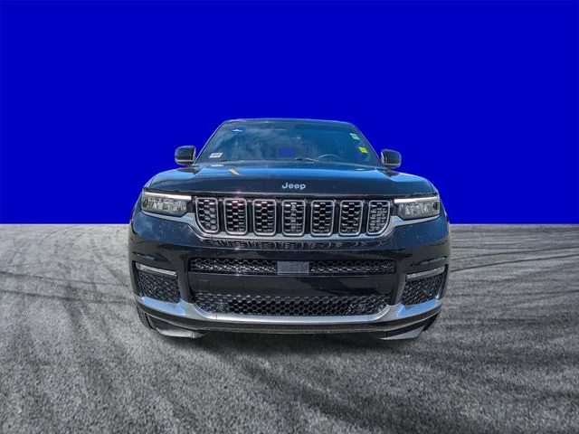 Certified Used 2021 Diamond Black Jeep Summit image 9