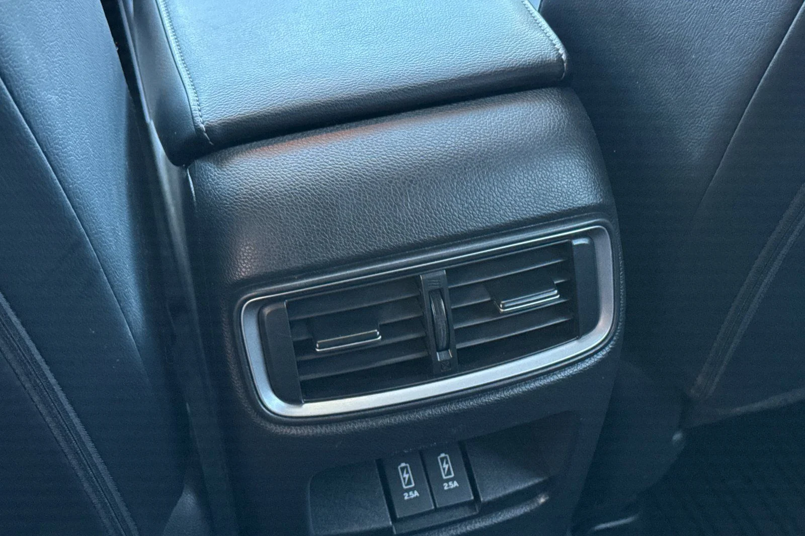 Certified Used 2018 White Honda Touring image 36