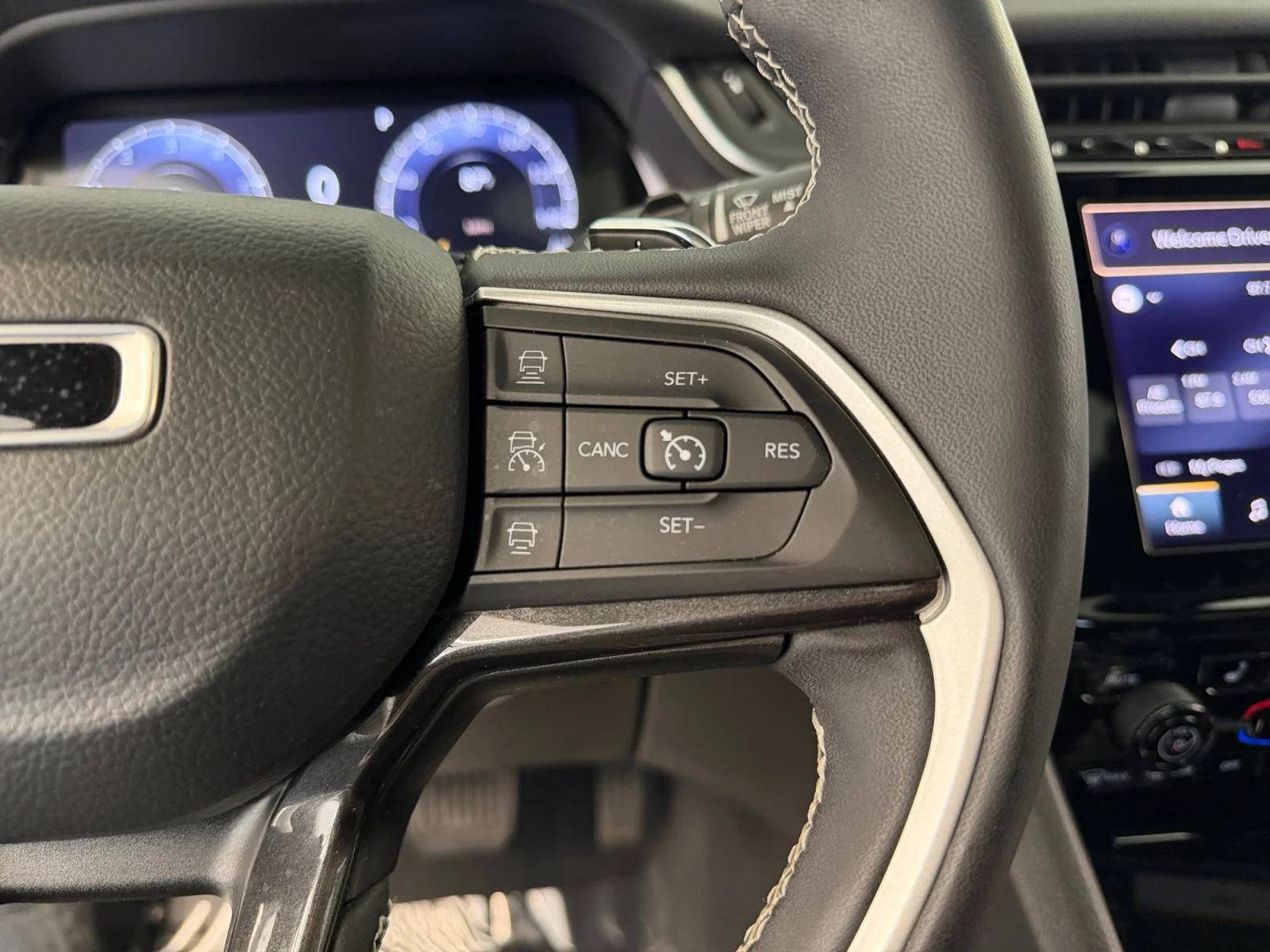 Used 2023 Bright White Clearcoat Jeep Altitude image 12