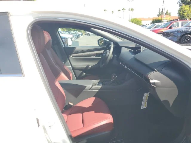 New 2026 Snowflake White Pearl Mazda 2.5 S Carbon Edition AWD image 14