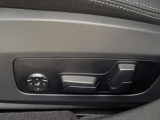 2025 BMW 2 Series M235 - Photo 24