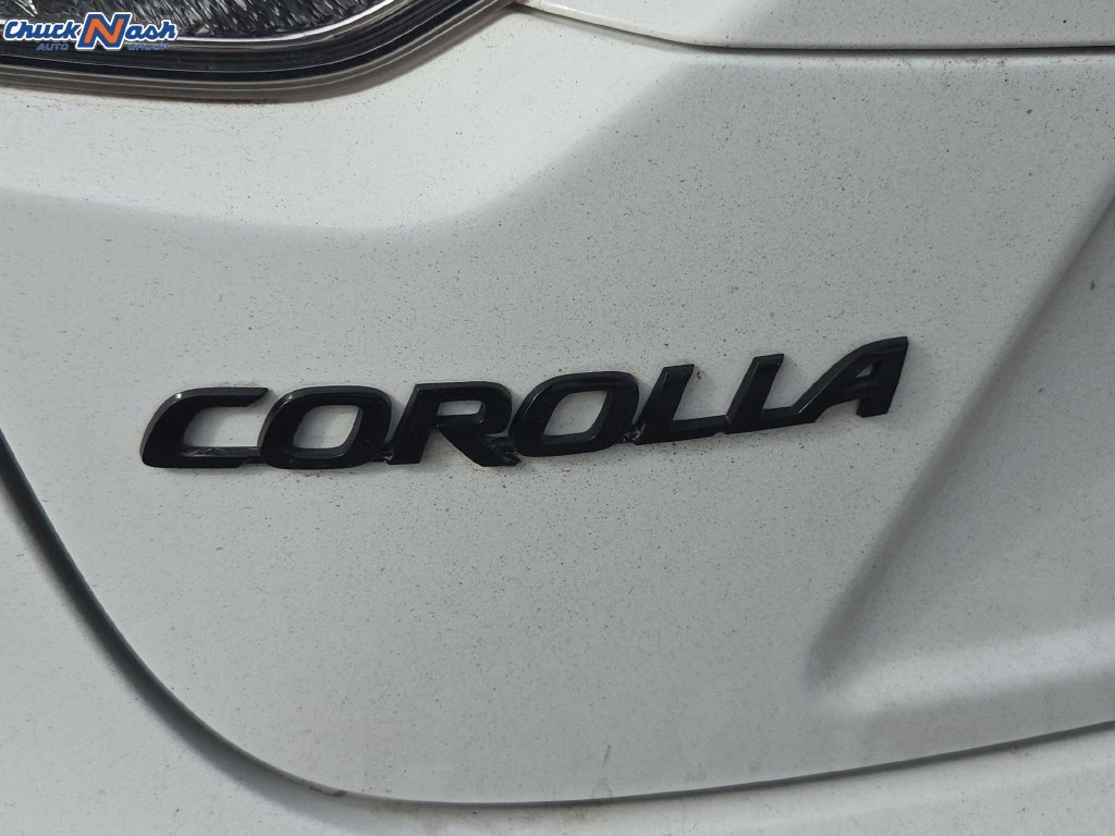 Used 2021 White Toyota SE Apex Edition image 8