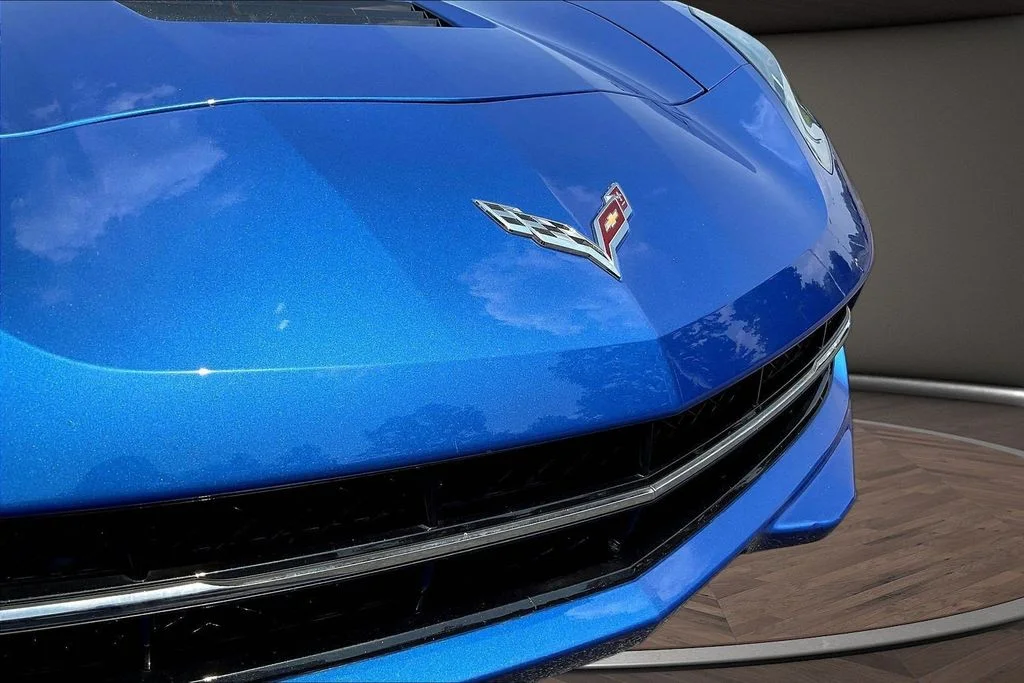 Used 2019 Blue Chevrolet Stingray image 32