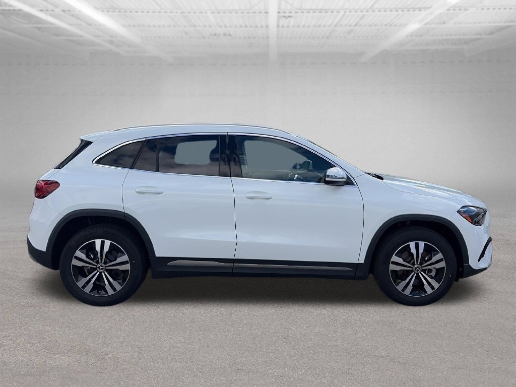 New 2026 Polar White Mercedes-Benz GLA 250 image 6