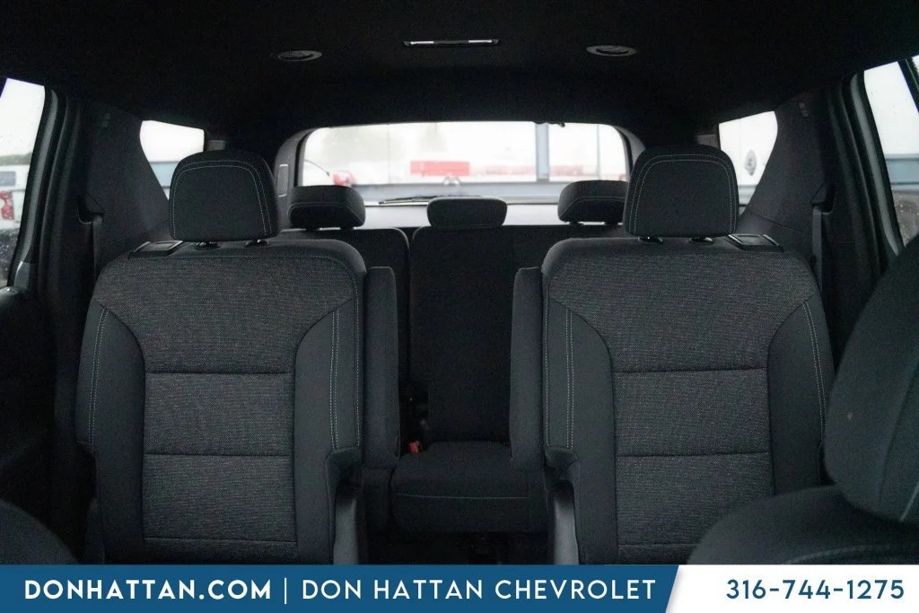 2027 Chevrolet Traverse LT - Photo 17