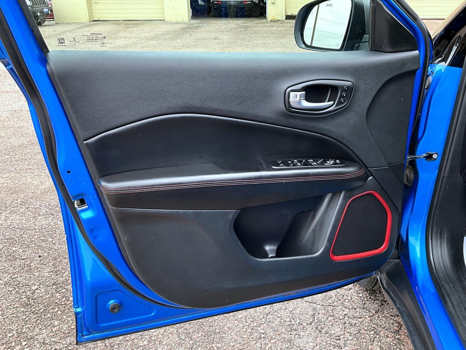 Used 2021 Blue Jeep Trailhawk image 10