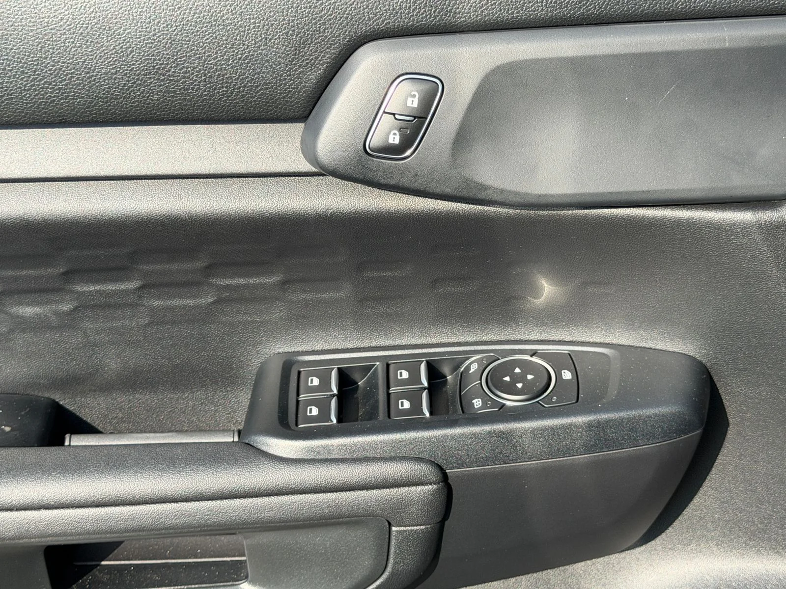New 2026 Carbonized Gray Metallic Ford XL image 33