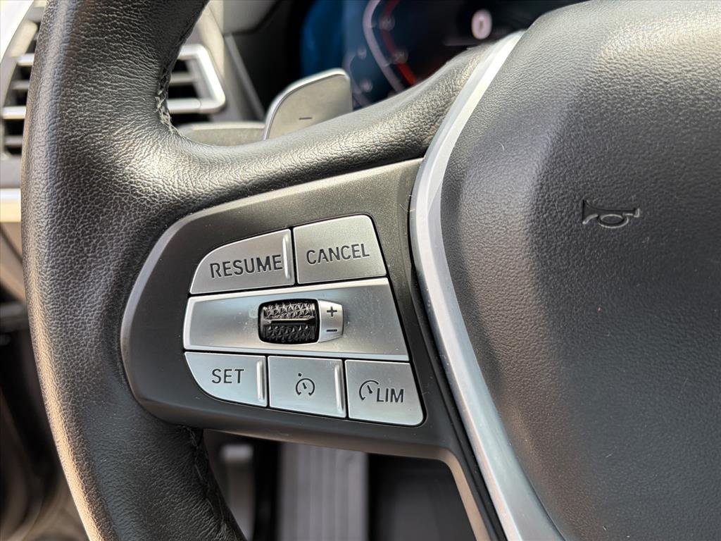 Used 2023 Black Sapphire Metallic BMW xDrive30i image 18