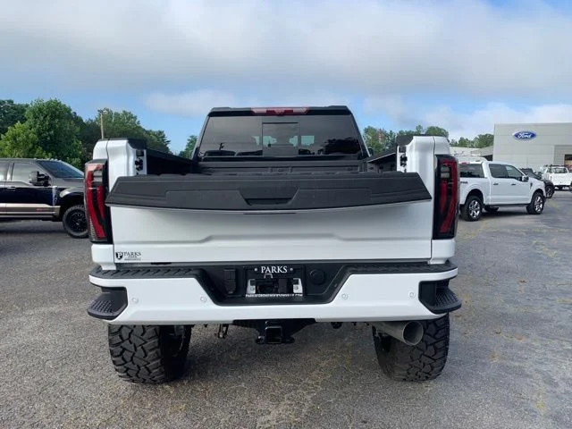 Used 2026 White GMC AT4 image 8