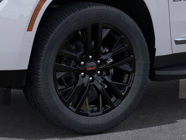 2026 GMC Yukon Denali - Photo 9
