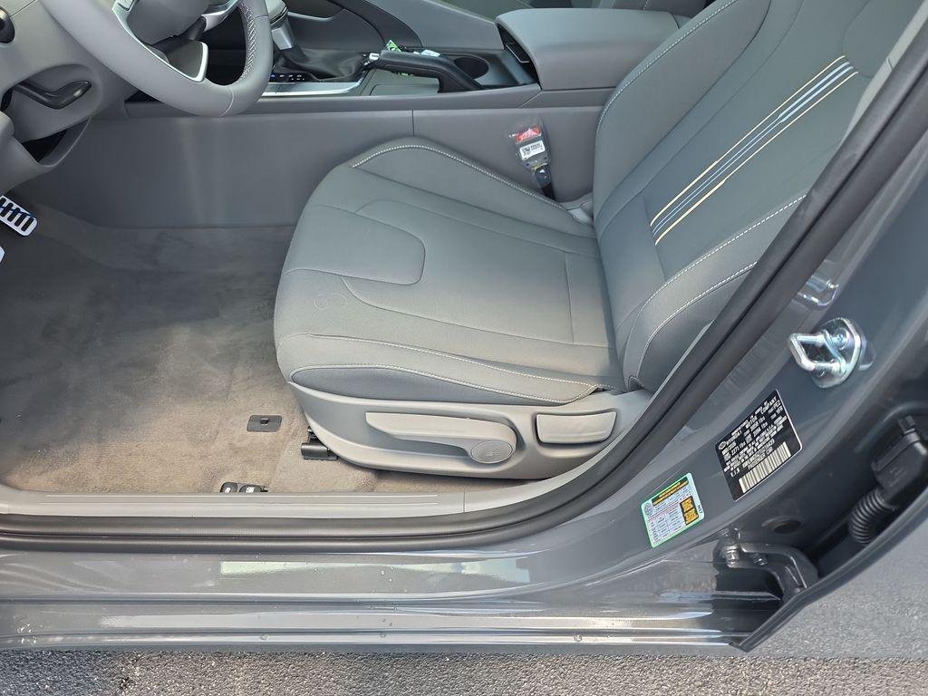New 2026 Gray Hyundai SEL Sport image 12
