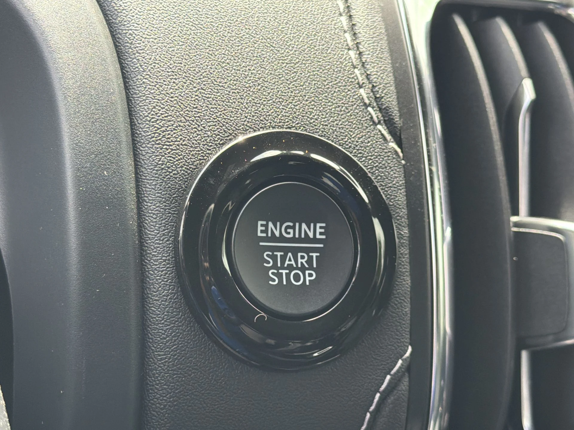 New 2026 Glacier Gray Metallic Tri-Coat Ford Platinum® image 7