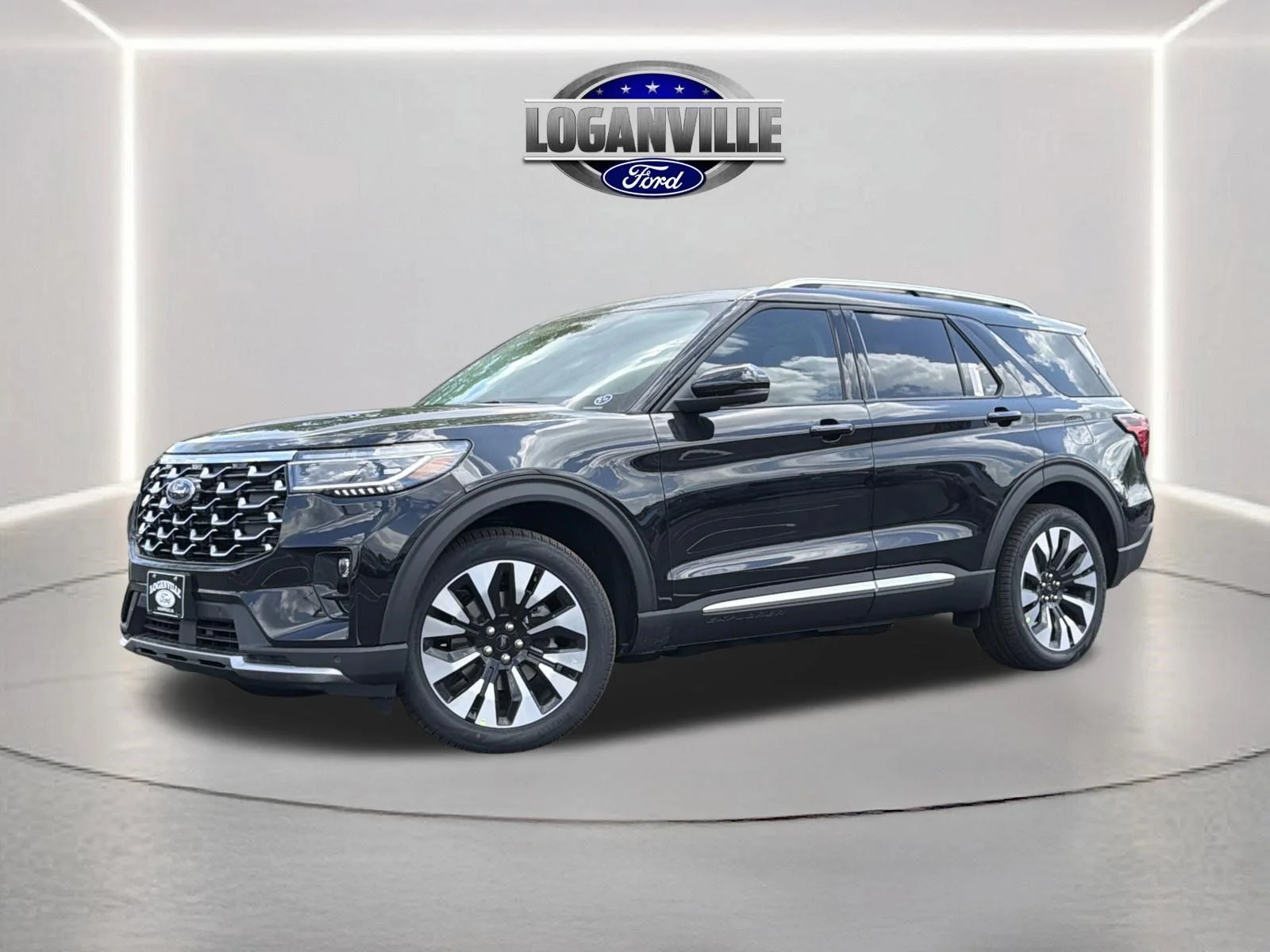 New 2026 Agate Black Metallic Ford Platinum™ image 1