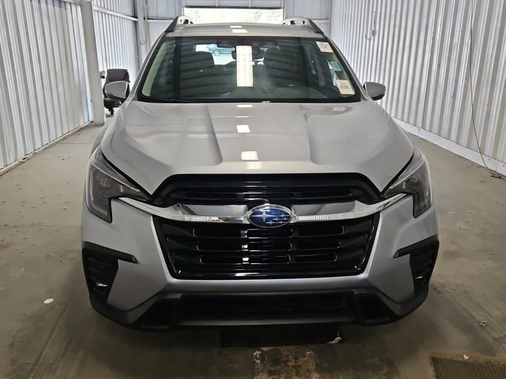Used 2023 Silver Subaru Limited image 12