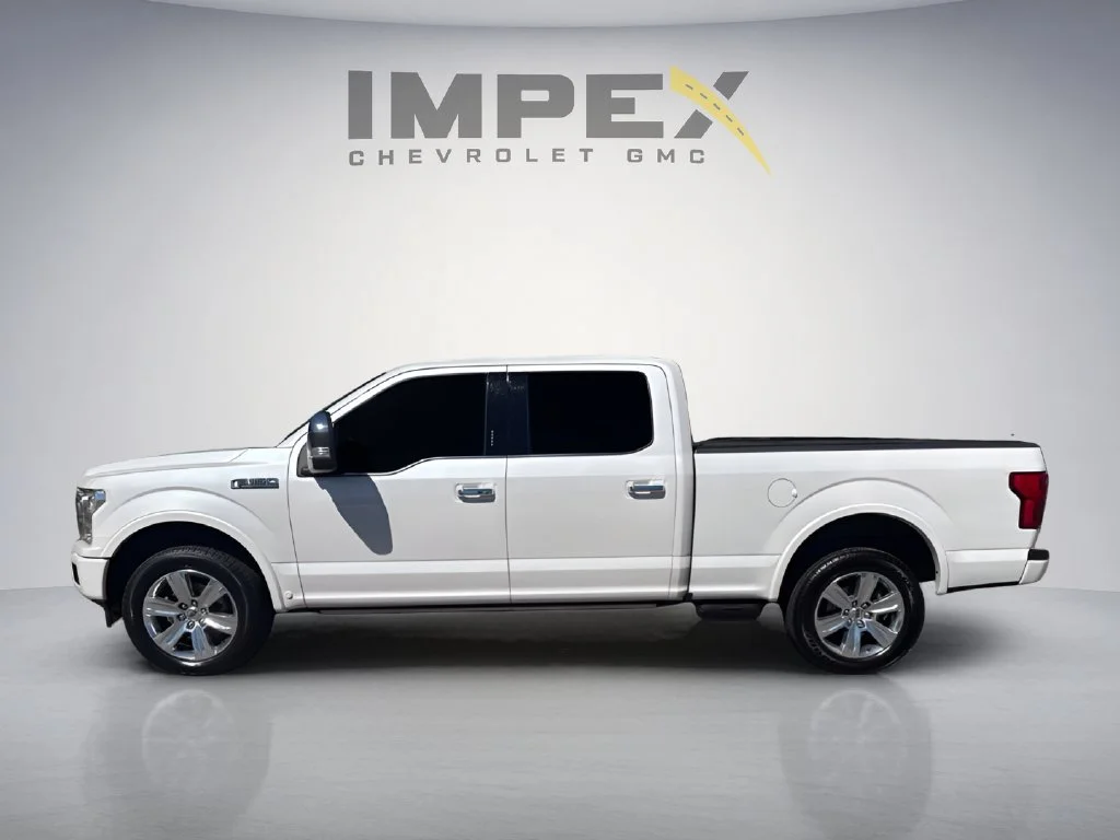 Used 2019  Ford XL image 2