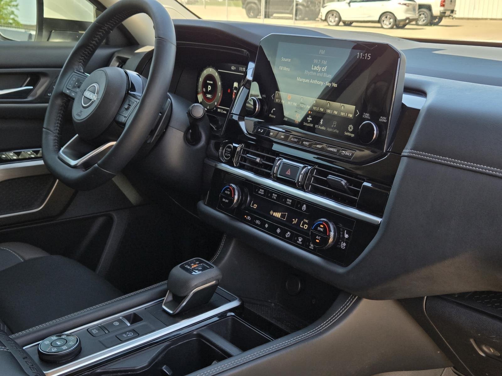 Used 2024 Pearl White Tricoat Nissan Platinum image 44