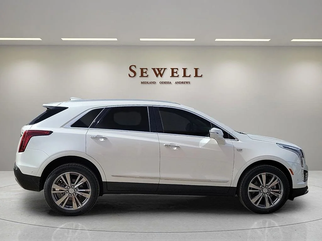 2026 Cadillac XT5 Premium Luxury - Photo 6
