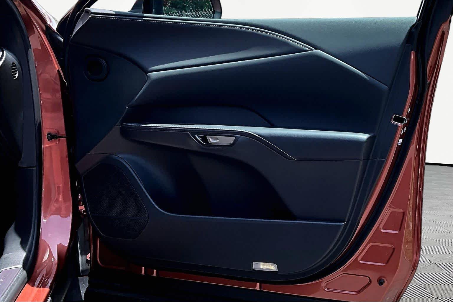 Used 2025 Copper Crest Lexus Premium image 23