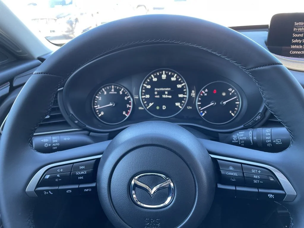 2026 Mazda CX-30 Carbon Edition - Photo 16