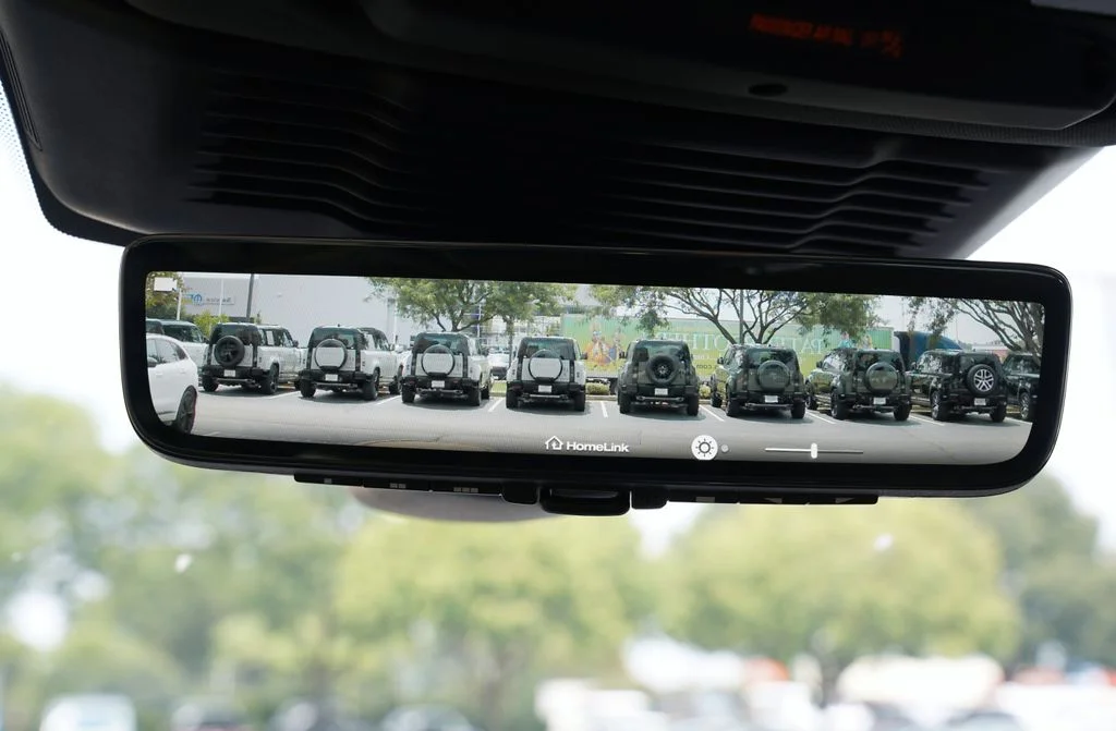 New 2026 Santorini Black Land Rover Landmark image 26