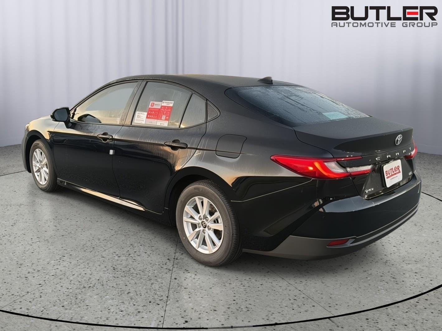 New 2026 Midnight Black Metallic Toyota LE image 4