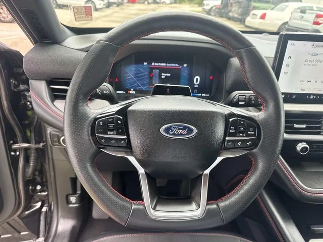 Certified Used 2025 Black Metallic Ford ST-Line image 38