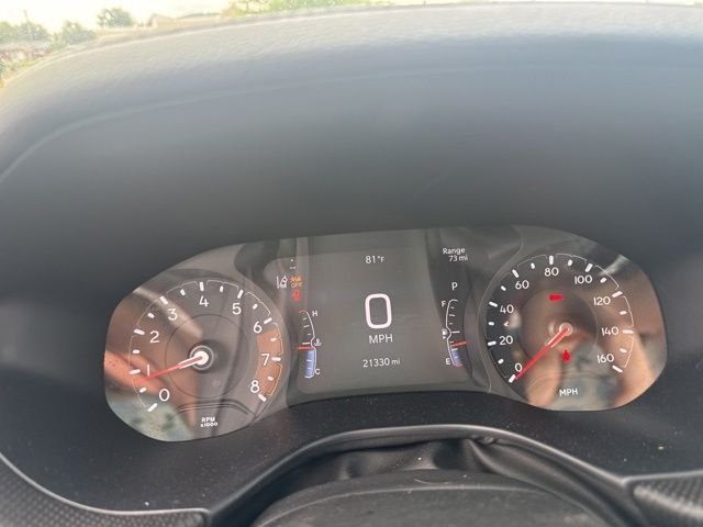 Used 2025 Silver Jeep Trailhawk image 14