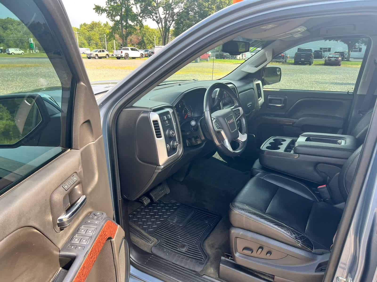 Used 2015 LIGHT STEEL GRAY METALLIC GMC SLT image 8