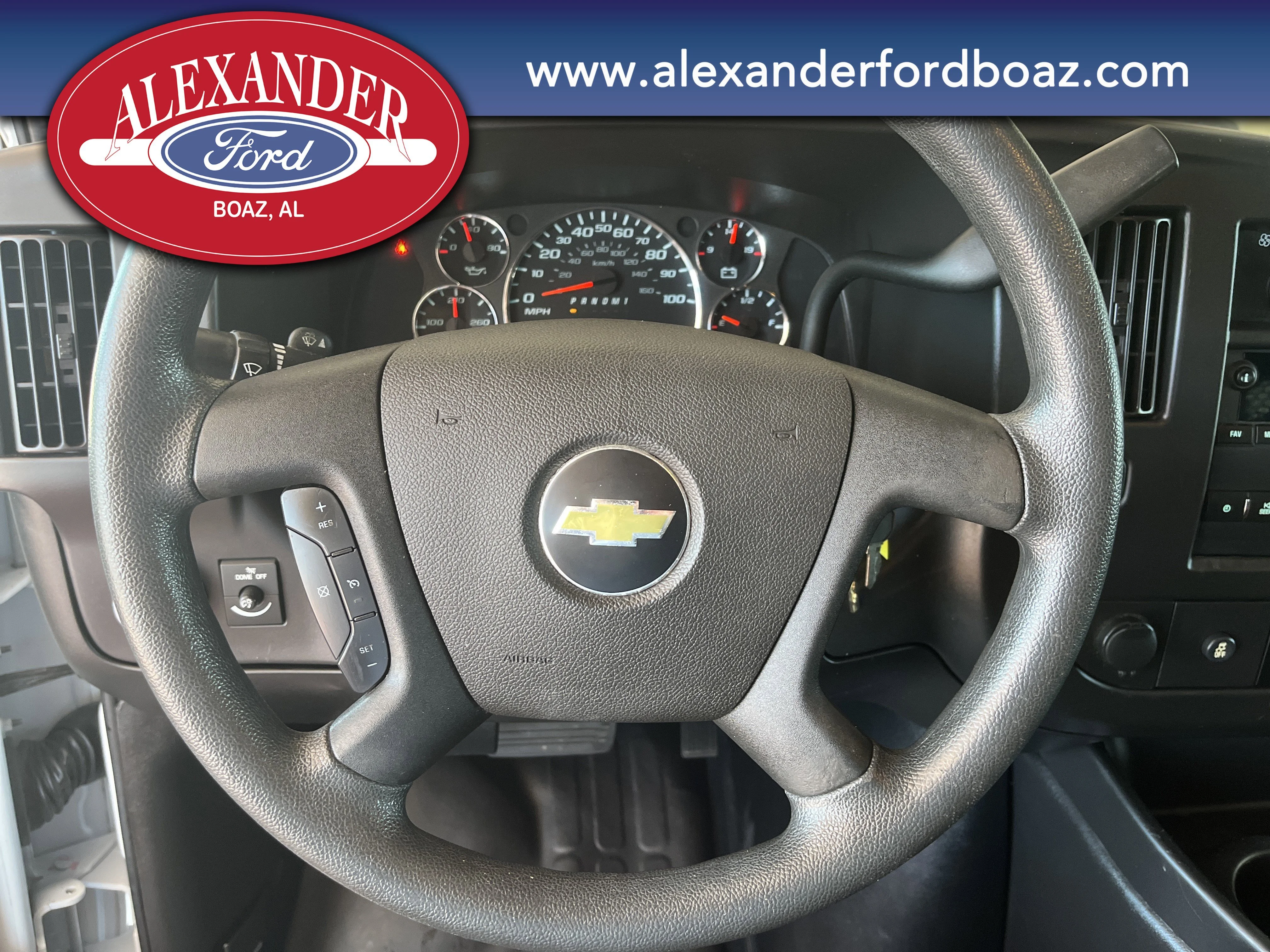 Used 2020 White Chevrolet CARGO image 17
