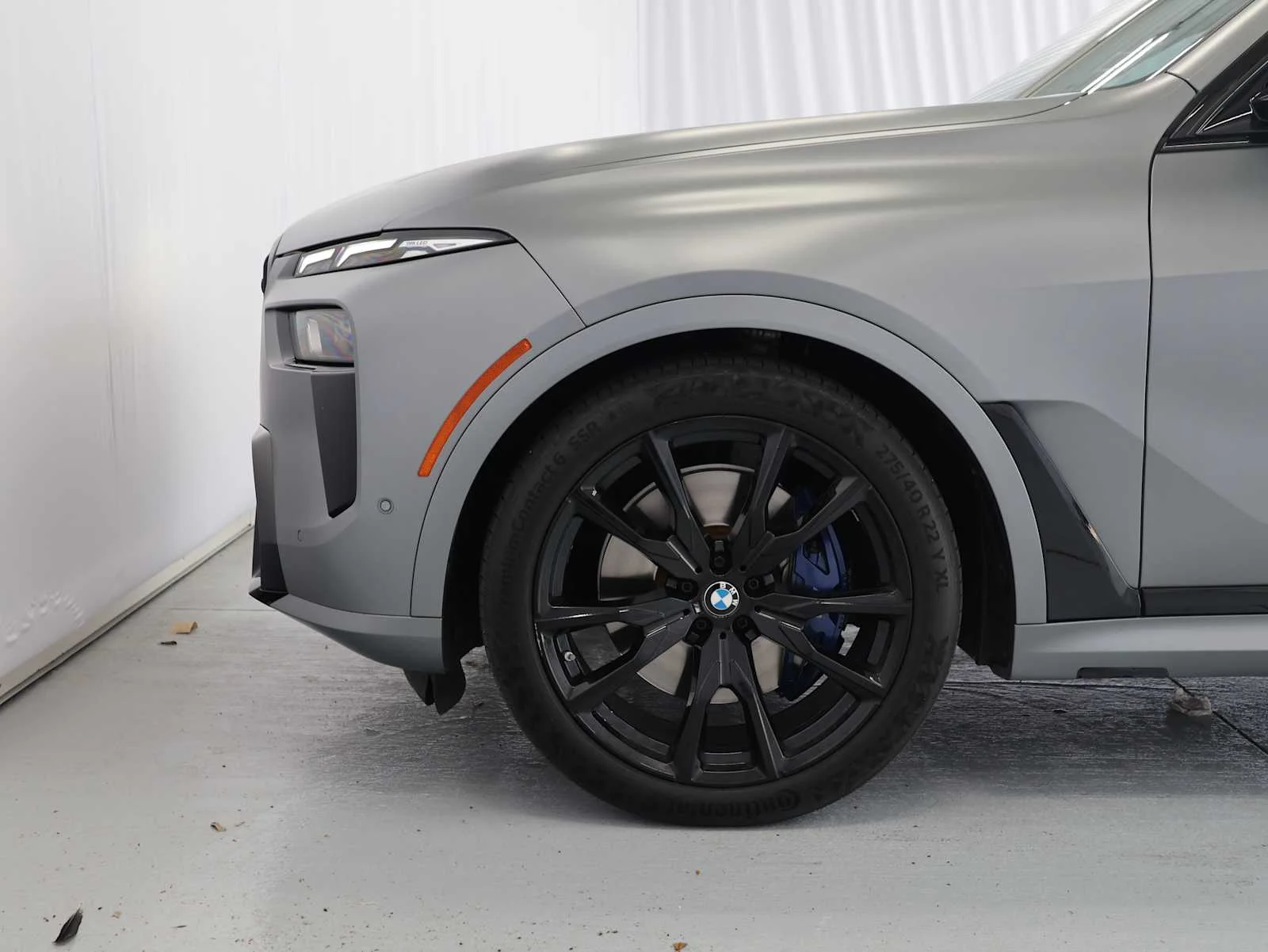Used 2024 Frozen Pure Grey Metallic BMW M60i image 10