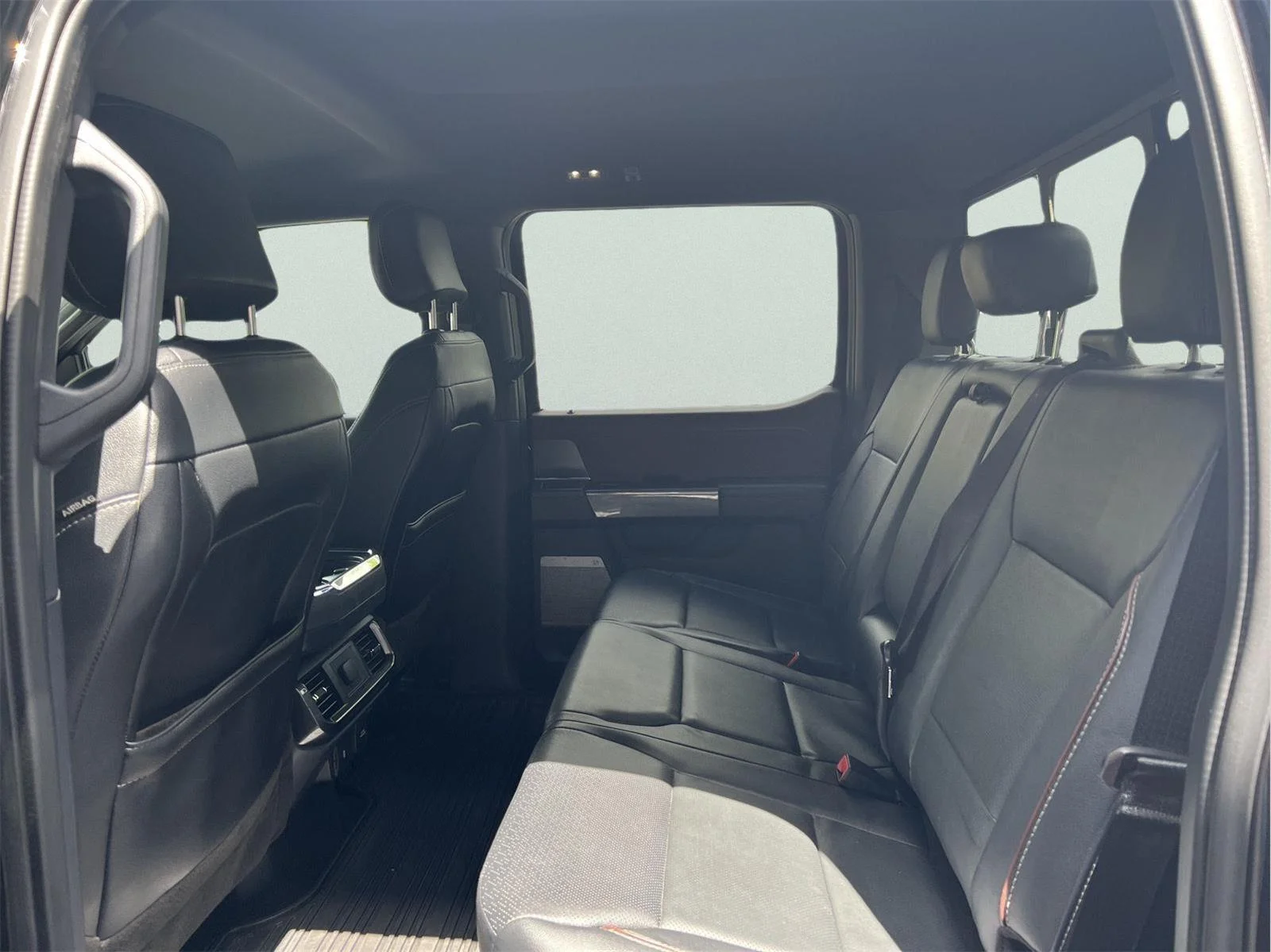 Used 2022 Agate Black Ford LARIAT image 19