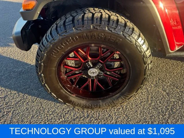 Used 2022 Red Jeep Sport S 4x4 image 12