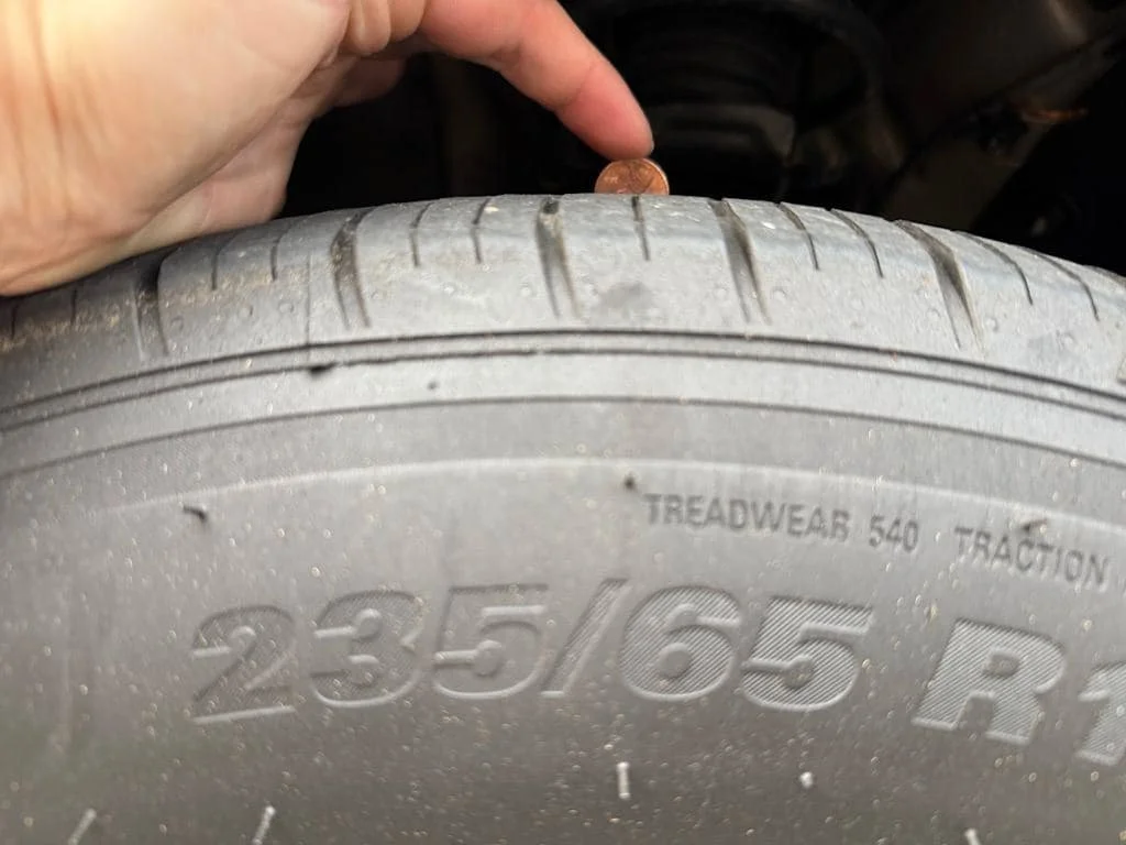 Used 2025 Gray Hyundai SE image 19