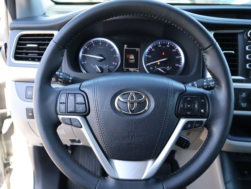 Used 2018 Silver Toyota Limited Platinum image 30